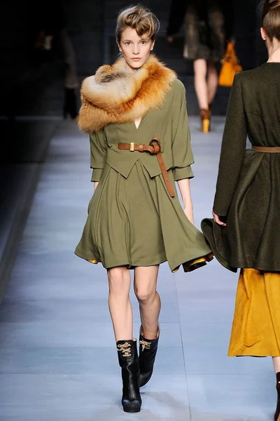 Look 22